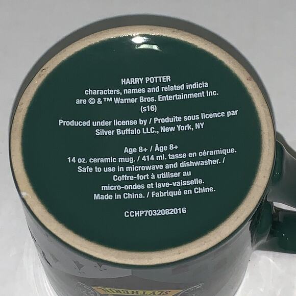 Harry Potter Slytherin Green Ceramic Coffee Mug Cup Warner Bros 14oz Unused - Picture 2 of 7